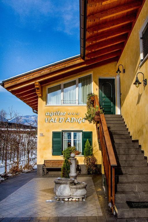 Agritur Val D'Adige Bed & Breakfast Trento Exterior photo